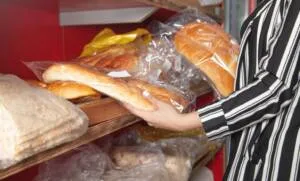Storing and maintaining the quality of baked goods