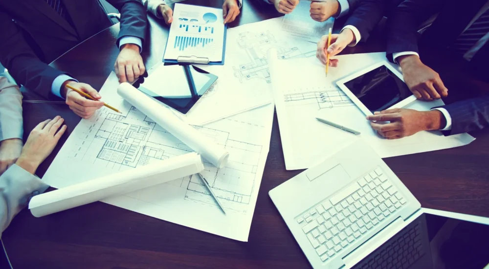 إدارة المشاريع والاستشارات الاستراتيجية